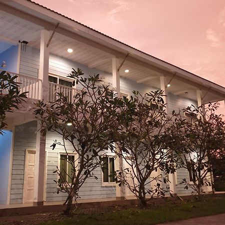 Vanilla Ville Resort Khlong Thom Exterior foto